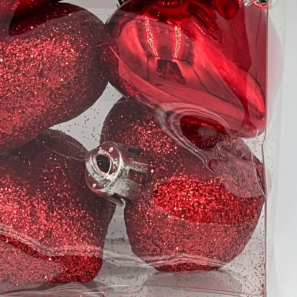 Target Heart Ornament Set Unisex OS Red Brand New 10 Count Glitter Shiny